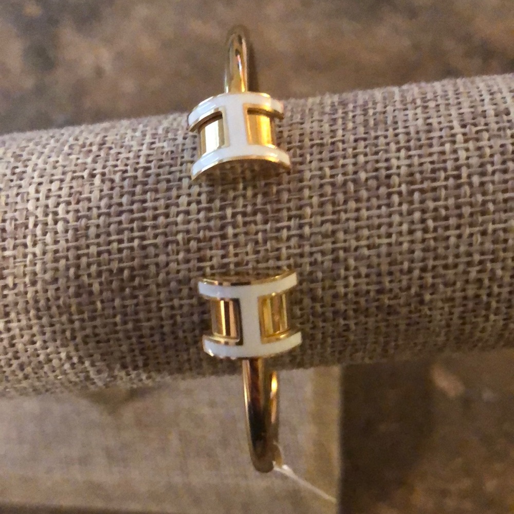 Beautiful gold filled bracelet!